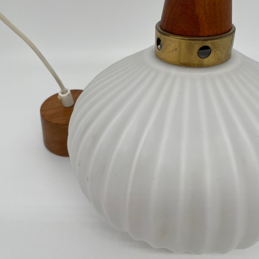 Table lamp in Murano glass attributed to  Albano Poli for Poliarte in the 1970's. / Lampe de table en verre de Murano attribuée à  Albano Poli pour Poliarte dans les années 1960.