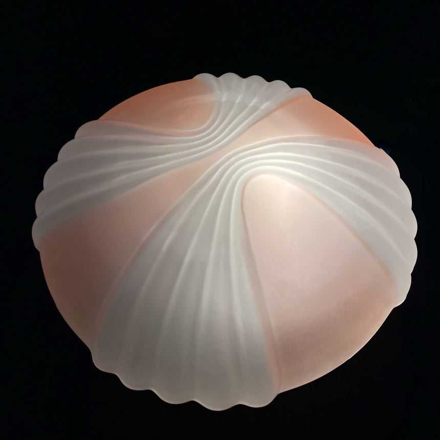 Shop online - Small 1980's plafond lamps , new old stock , never been used !!!Matt white and green or pink glass. / Acheter en ligne - Plafonnier des années 80. Vieux stock neuf. Jamais utilisé! Blanc mate et vert ou rose.