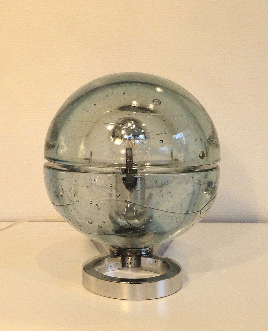 Table lamp in Murano glass attributed to  Albano Poli for Poliarte in the 1970's. / Lampe de table en verre de Murano attribuée à  Albano Poli pour Poliarte dans les années 1960.