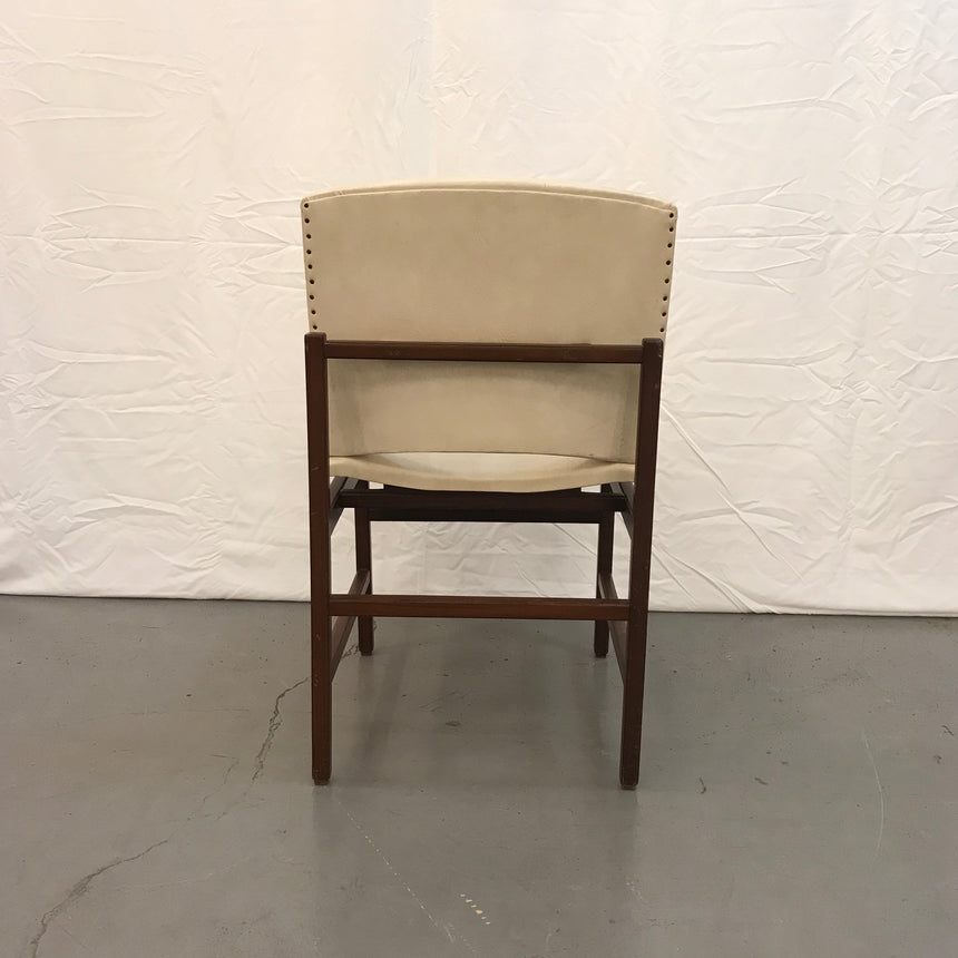 Shop online - Set of 4 Italian chairs in teak and synthetic leather designed during the 1960's . Italian design. / Acheter en ligne - Lot de 4 chaises Italienne en teck et cuir synthétique créées dans les années 1960. Design Italien.